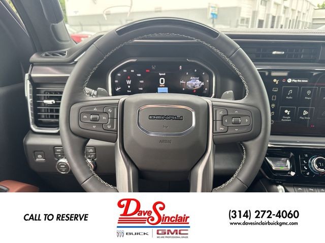 GMC Sierra 1500 Vehicle Full-screen Gallery Image 14