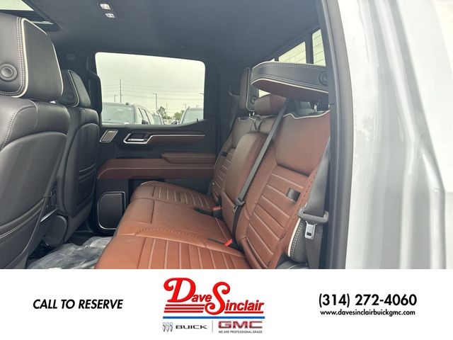 GMC Sierra 1500 Vehicle Full-screen Gallery Image 23
