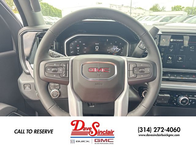 GMC Sierra 2500HD Vehicle Full-screen Gallery Image 14
