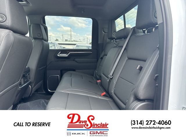 GMC Sierra 2500HD Vehicle Full-screen Gallery Image 23