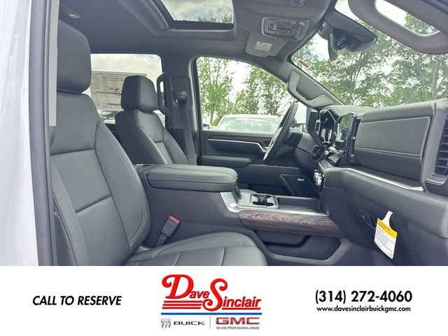 GMC Sierra 2500HD Vehicle Full-screen Gallery Image 25