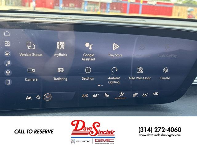 Buick Enclave Vehicle Full-screen Gallery Image 16