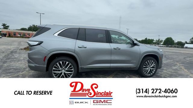 Buick Enclave Vehicle Full-screen Gallery Image 09