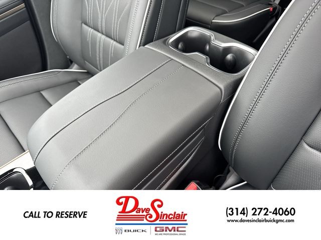 Buick Enclave Vehicle Full-screen Gallery Image 21