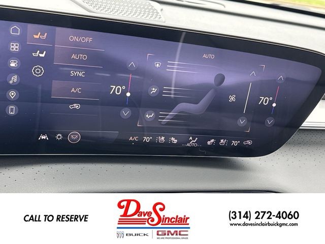 Buick Enclave Vehicle Full-screen Gallery Image 19