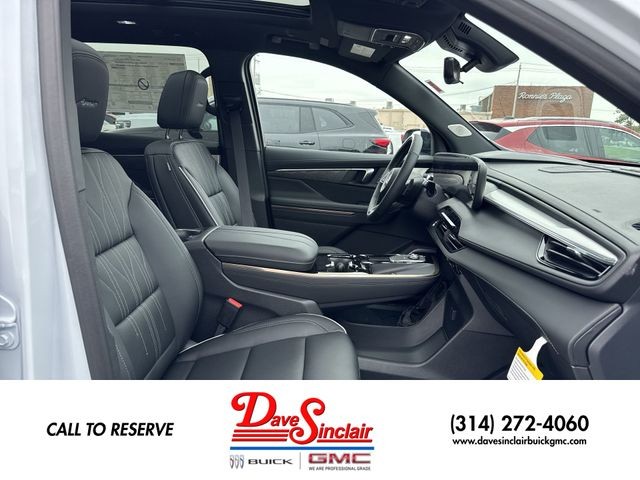 Buick Enclave Vehicle Full-screen Gallery Image 26