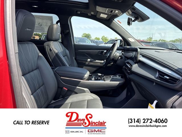 Buick Enclave Vehicle Full-screen Gallery Image 26