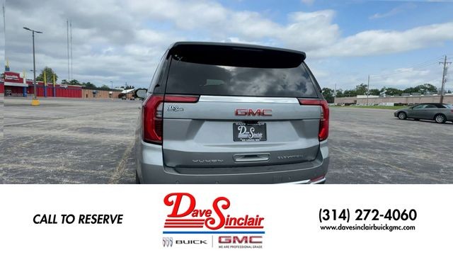 GMC Yukon Vehicle Full-screen Gallery Image 07