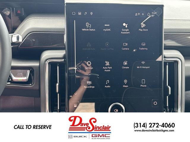 GMC Yukon Vehicle Full-screen Gallery Image 16