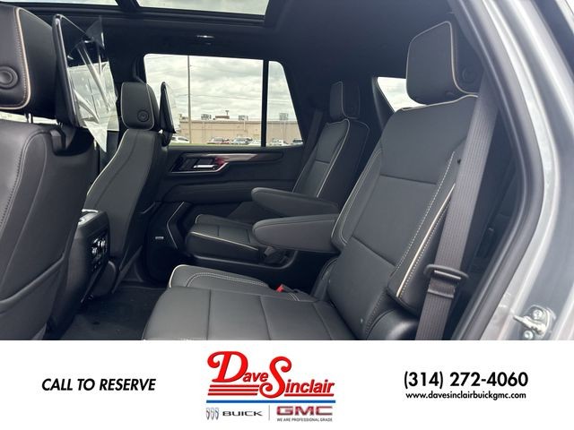 GMC Yukon Vehicle Full-screen Gallery Image 23