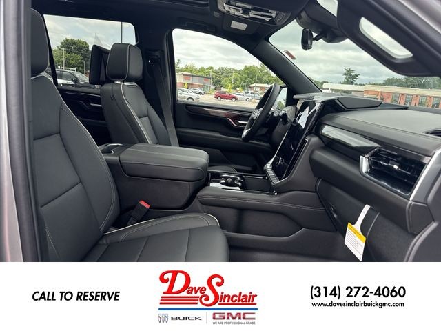 GMC Yukon Vehicle Full-screen Gallery Image 26