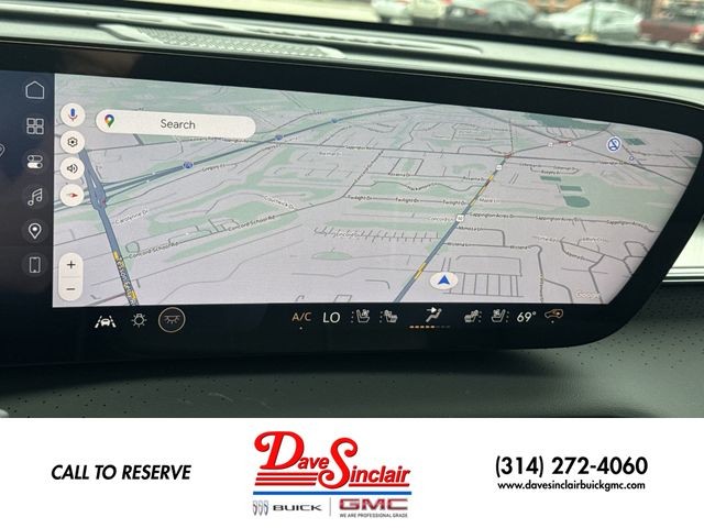 Buick Enclave Vehicle Full-screen Gallery Image 18