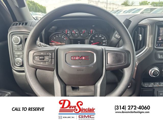 GMC Sierra 1500 Vehicle Full-screen Gallery Image 14