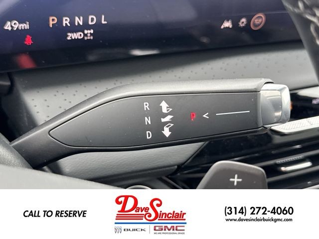 Buick Enclave Vehicle Full-screen Gallery Image 20