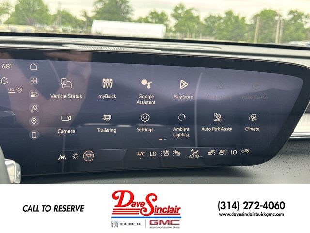 Buick Enclave Vehicle Full-screen Gallery Image 16