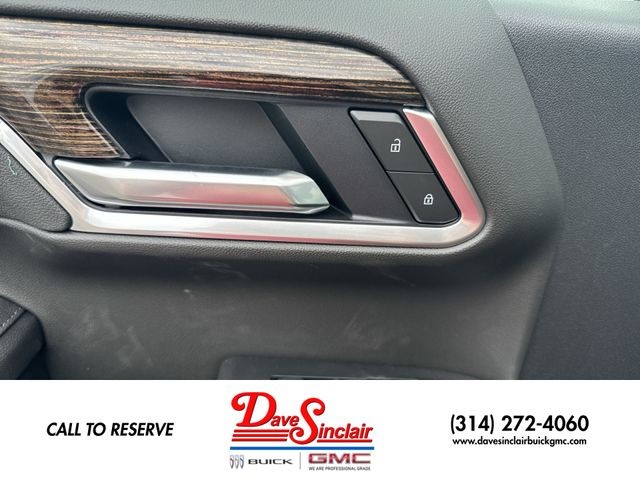 GMC Sierra 1500 Vehicle Full-screen Gallery Image 13