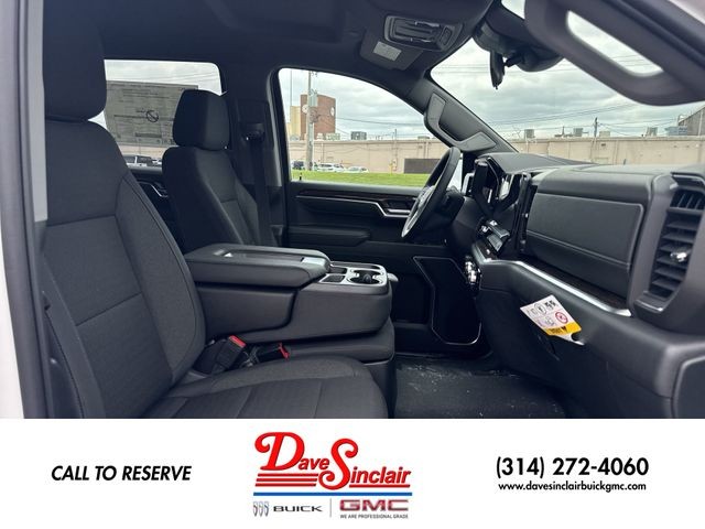 GMC Sierra 1500 Vehicle Full-screen Gallery Image 24