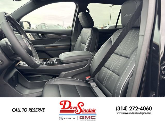 Buick Enclave Vehicle Full-screen Gallery Image 11