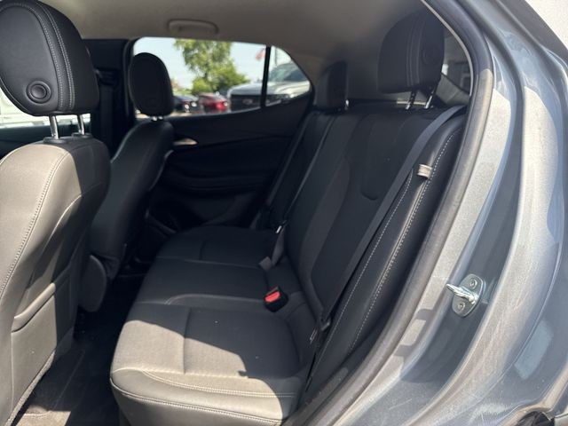Buick Encore GX Vehicle Full-screen Gallery Image 22