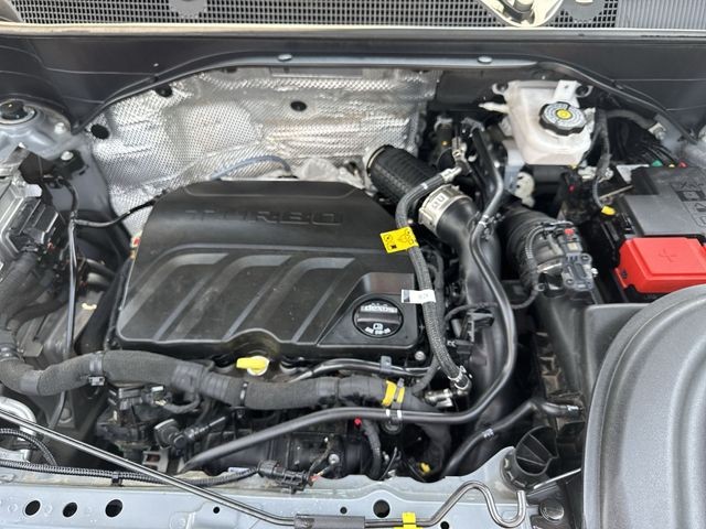 Buick Encore GX Vehicle Full-screen Gallery Image 27