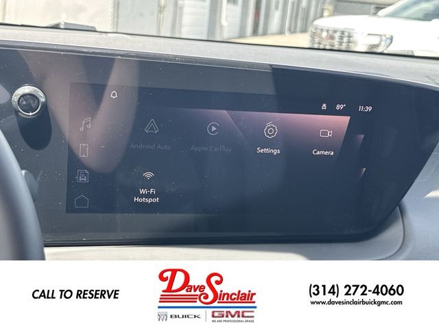 Buick Encore GX Vehicle Full-screen Gallery Image 16