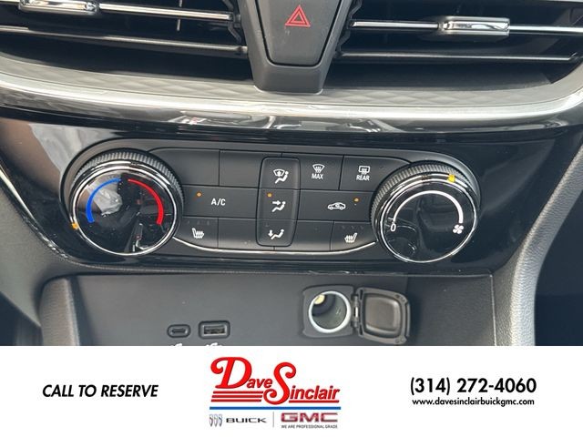 Buick Encore GX Vehicle Full-screen Gallery Image 18