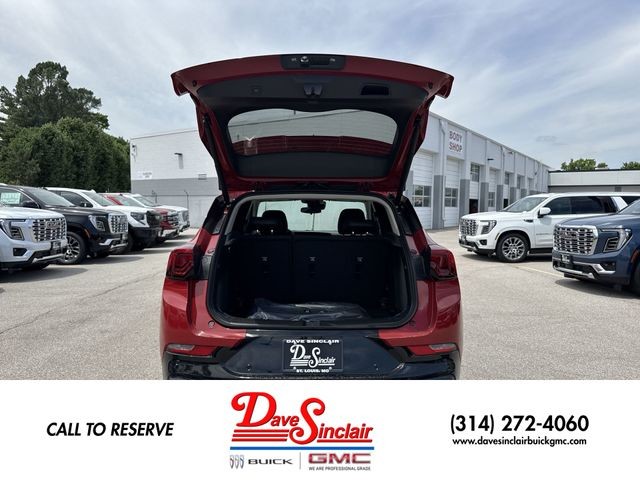 Buick Encore GX Vehicle Full-screen Gallery Image 22