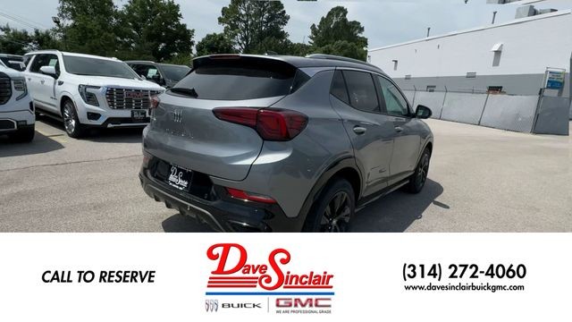 Buick Encore GX Vehicle Full-screen Gallery Image 08