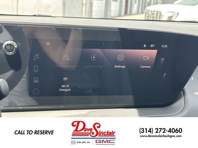 Buick Encore GX Vehicle Full-screen Gallery Image 16