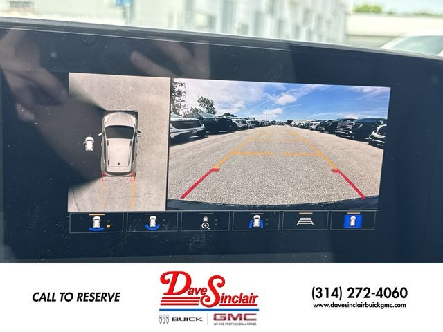 Buick Encore GX Vehicle Full-screen Gallery Image 17