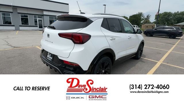 Buick Encore GX Vehicle Full-screen Gallery Image 08