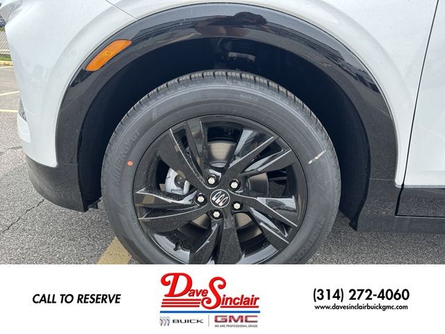 Buick Encore GX Vehicle Full-screen Gallery Image 10