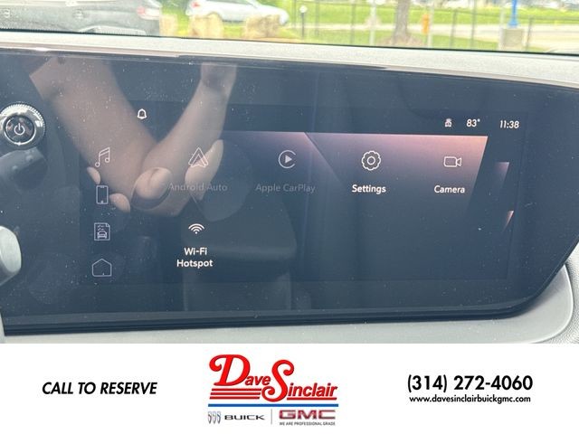 Buick Encore GX Vehicle Full-screen Gallery Image 16