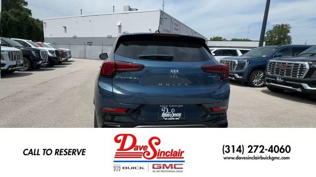 Buick Encore GX Vehicle Full-screen Gallery Image 07
