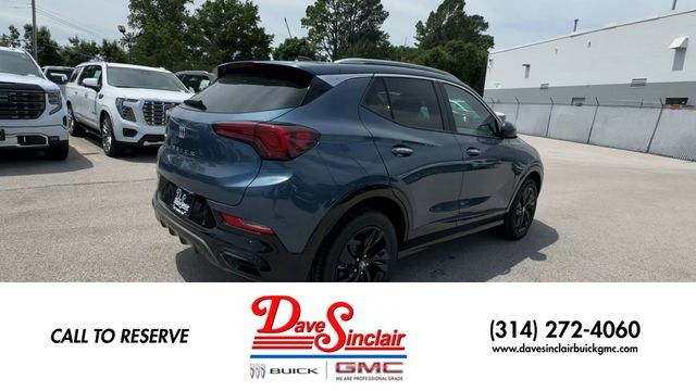 Buick Encore GX Vehicle Full-screen Gallery Image 08