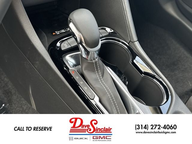 Buick Encore GX Vehicle Full-screen Gallery Image 19