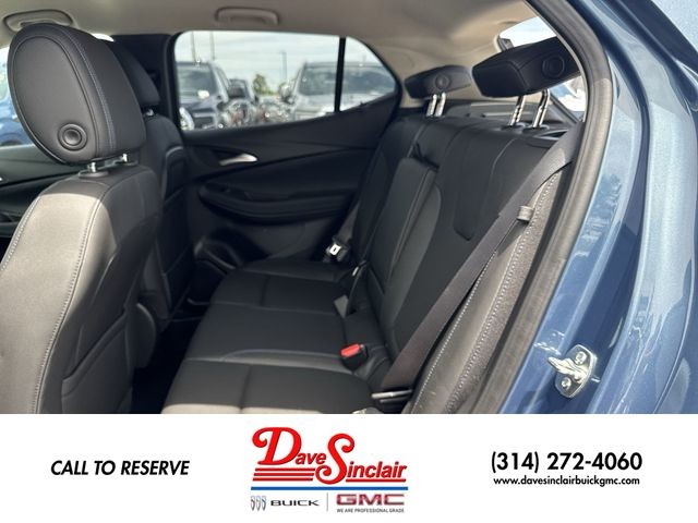 Buick Encore GX Vehicle Full-screen Gallery Image 21