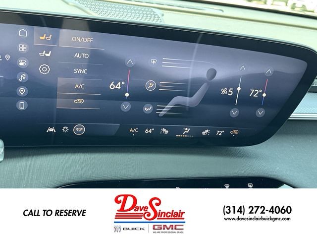 Buick Enclave Vehicle Full-screen Gallery Image 19