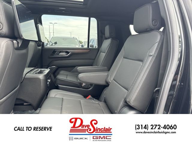 GMC Yukon XL Vehicle Full-screen Gallery Image 23