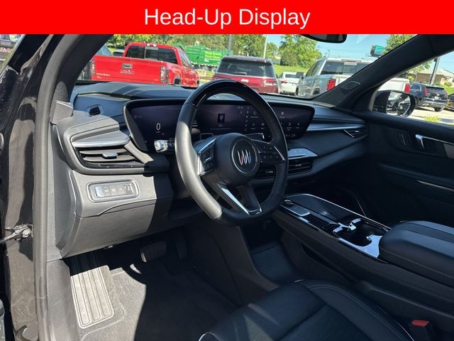 Buick Enclave Vehicle Full-screen Gallery Image 13