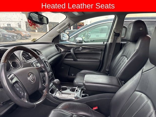 Buick Enclave Vehicle Full-screen Gallery Image 17