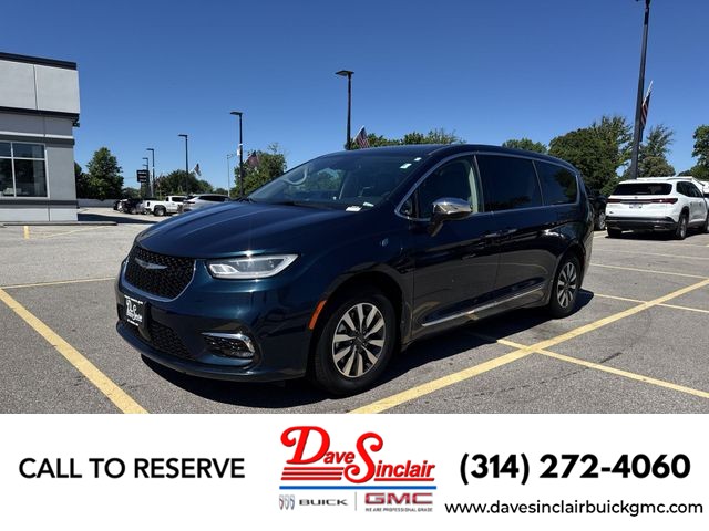 St. Louis MO 2023 Chrysler Pacifica more details - chrysler pacifica
