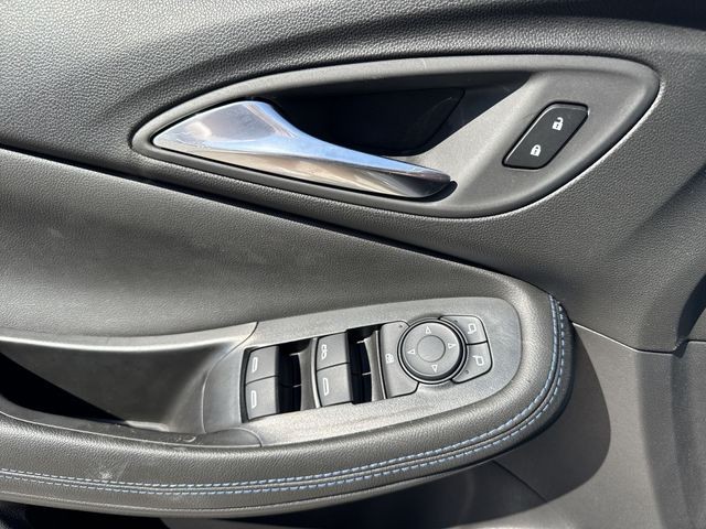 Buick Encore GX Vehicle Full-screen Gallery Image 21