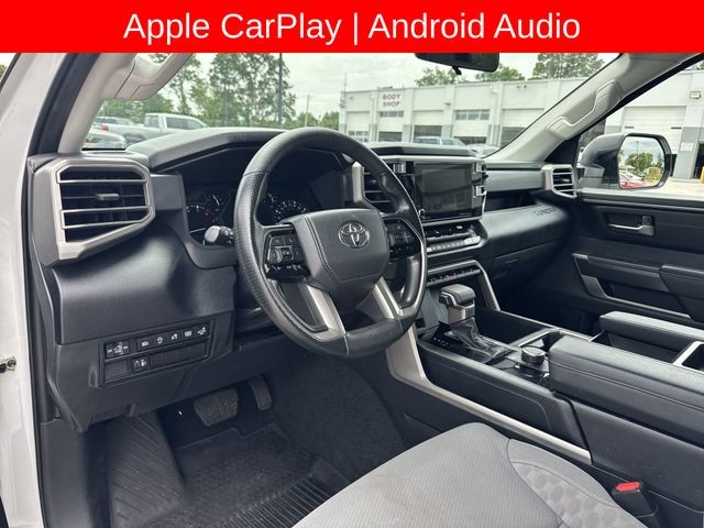 Toyota Tundra 2WD Vehicle Full-screen Gallery Image 13