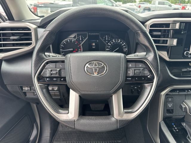 Toyota Tundra 2WD Vehicle Full-screen Gallery Image 14