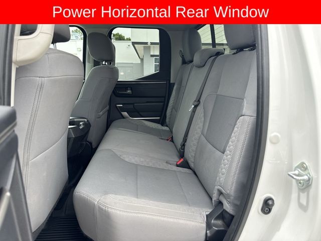 Toyota Tundra 2WD Vehicle Full-screen Gallery Image 27