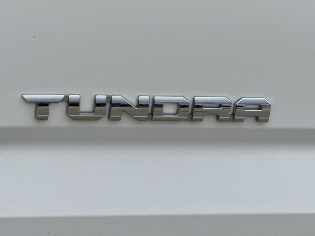 Toyota Tundra 2WD Vehicle Full-screen Gallery Image 34
