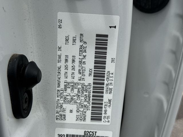 Toyota Tundra 2WD Vehicle Full-screen Gallery Image 36