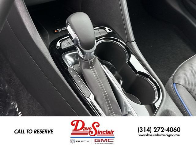 Buick Encore GX Vehicle Full-screen Gallery Image 19