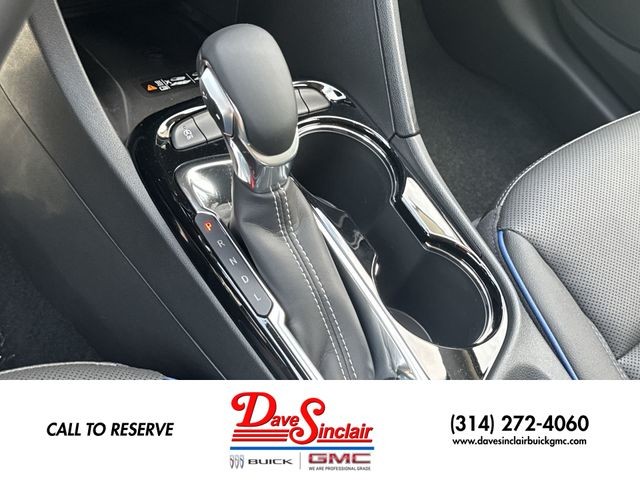 Buick Encore GX Vehicle Full-screen Gallery Image 19